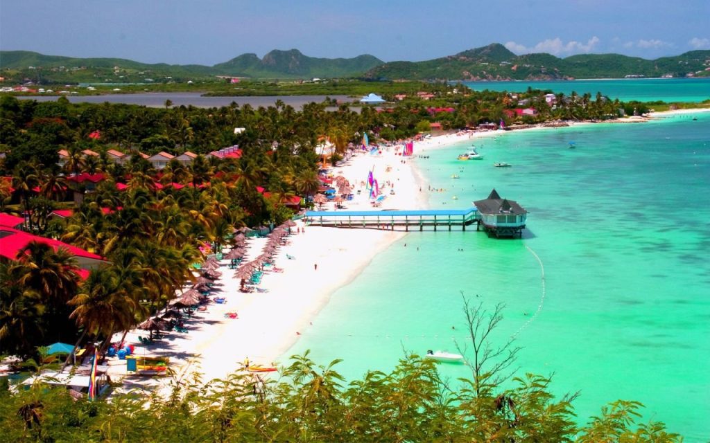 dickenson-bay-beach-pier antigua