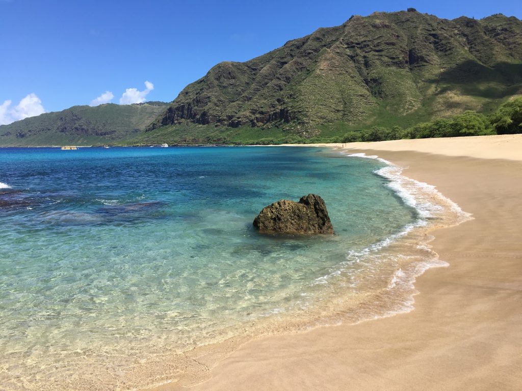 Makua beach oahu