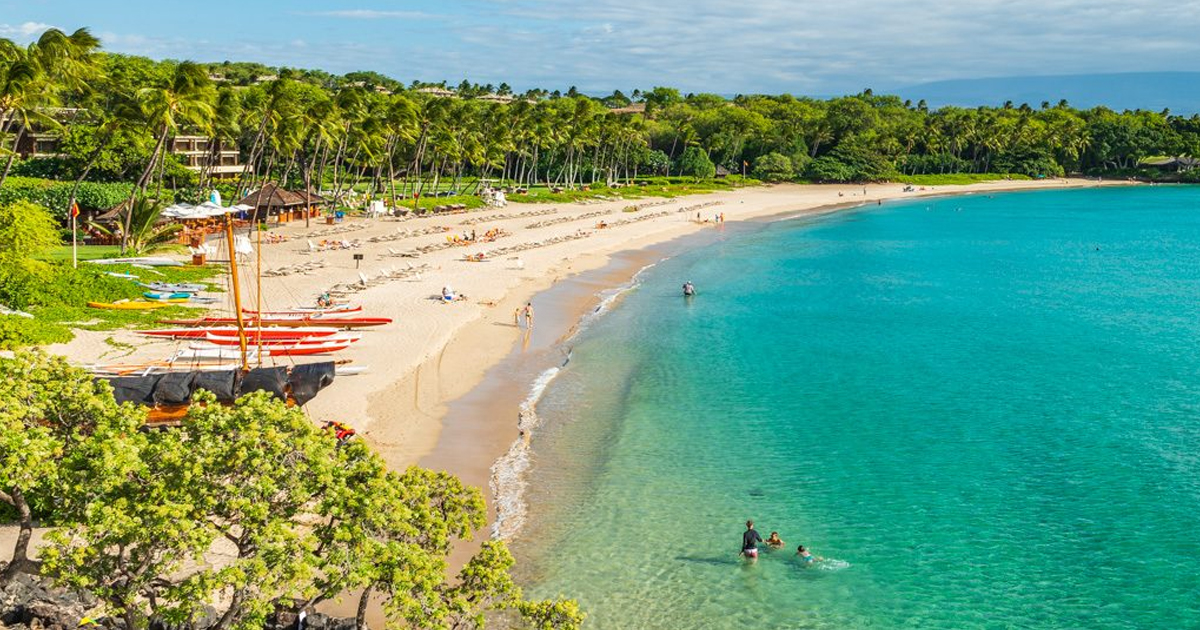 Kauna'oa Bay (Mauna Kea Beach)