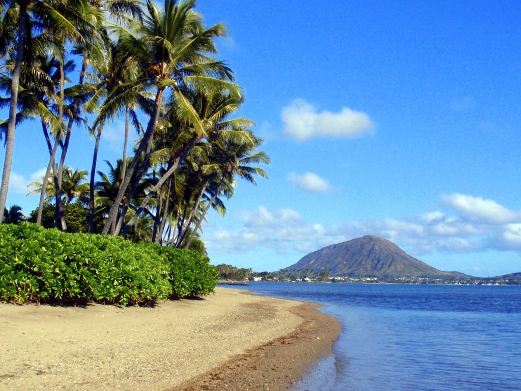 Maunalua bay beach park oahu