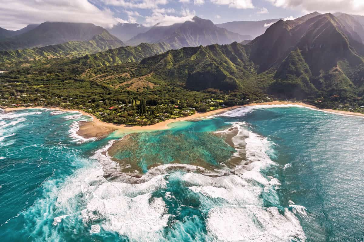 Tunnels Beach (Makua Beach)