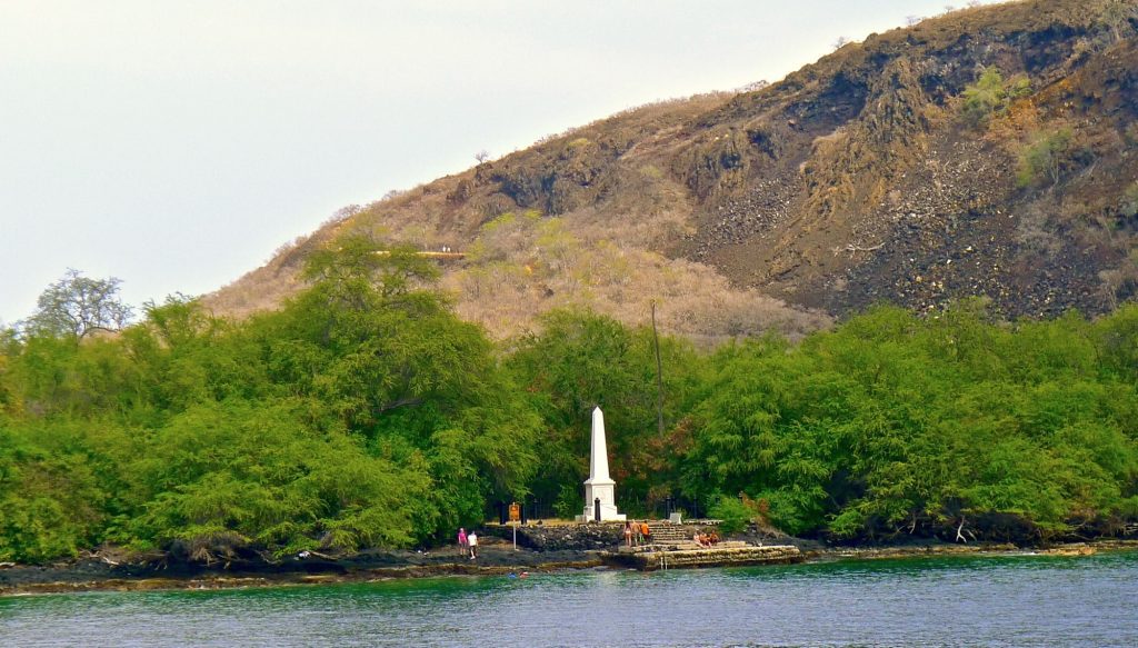 capt-cook-monument big island