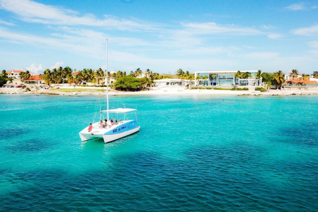Boat-tour-Aruba