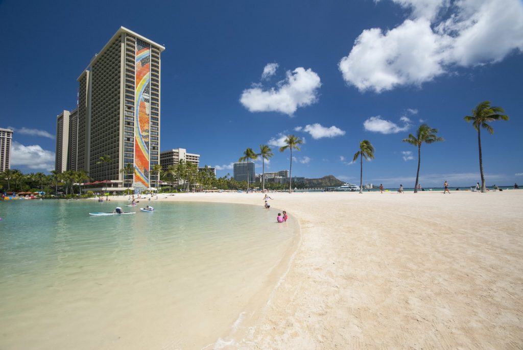 Duke Kahanamoku Lagoon oahu