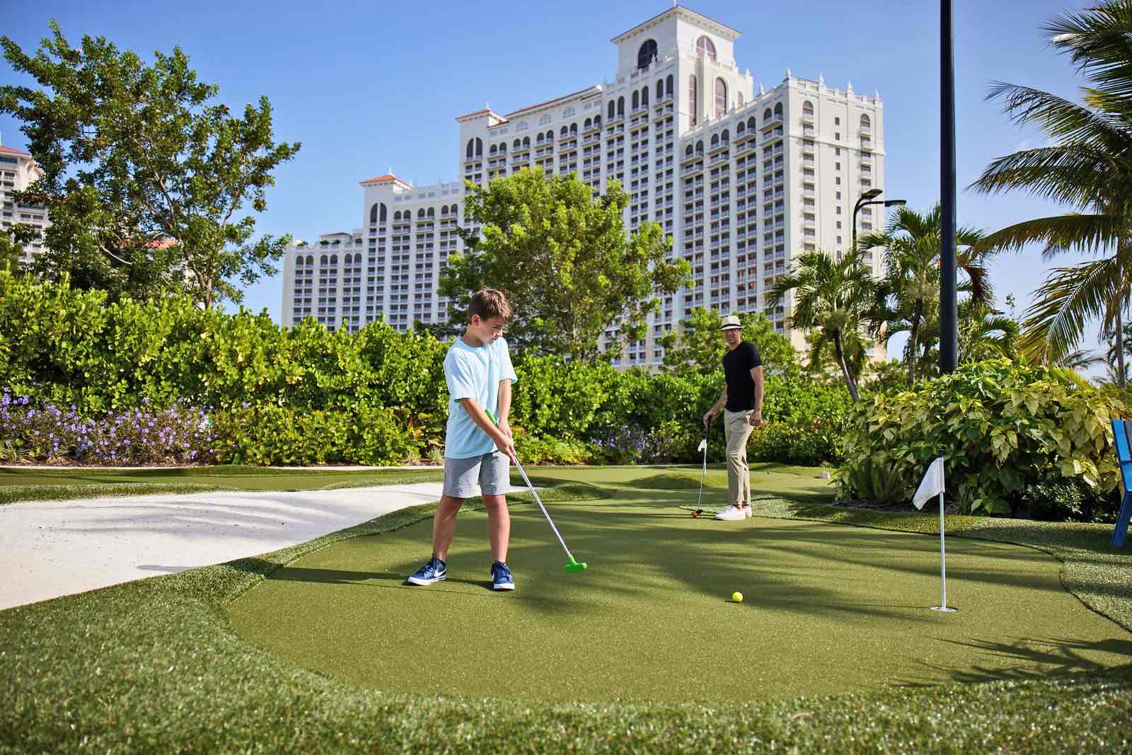 Minature-Golf-Nassau-Bahamas