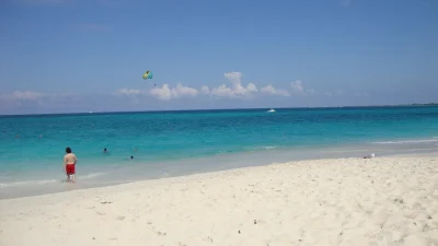 adelaide beach bahamas