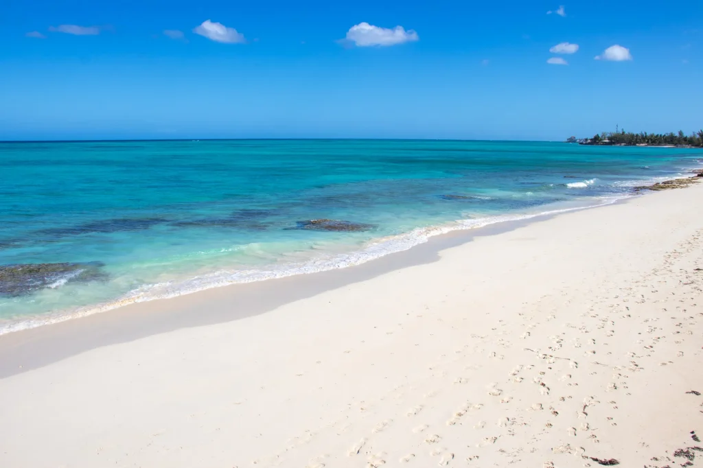 cave-beach-nassau bahamas