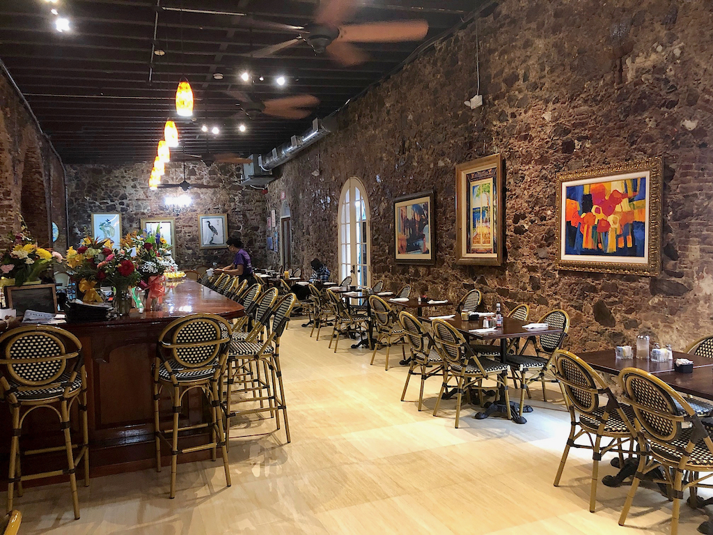 gladys cafe st thomas