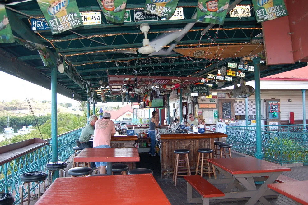island time pub st thomas