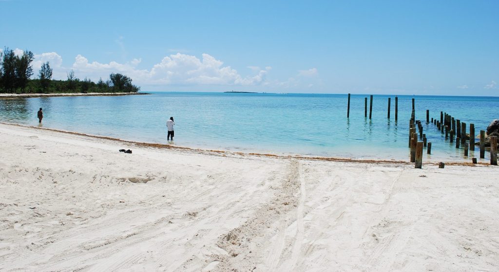 nassau-jaws-beach-bahamas