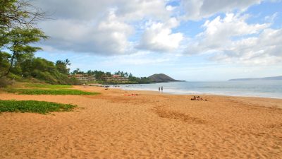 poolenalena-beach maui