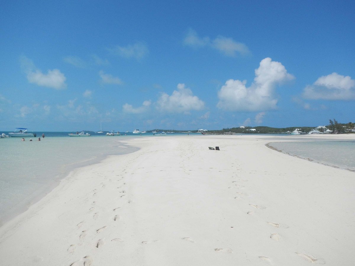 tahiti beach bahamas