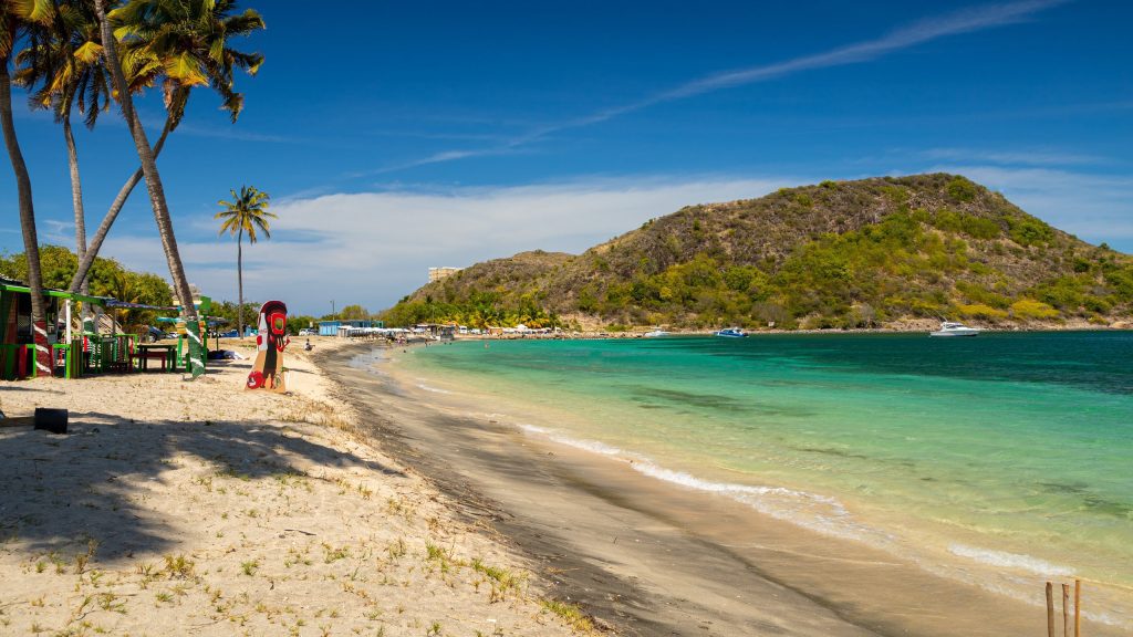 Cockleshell Bay beach St Kitts