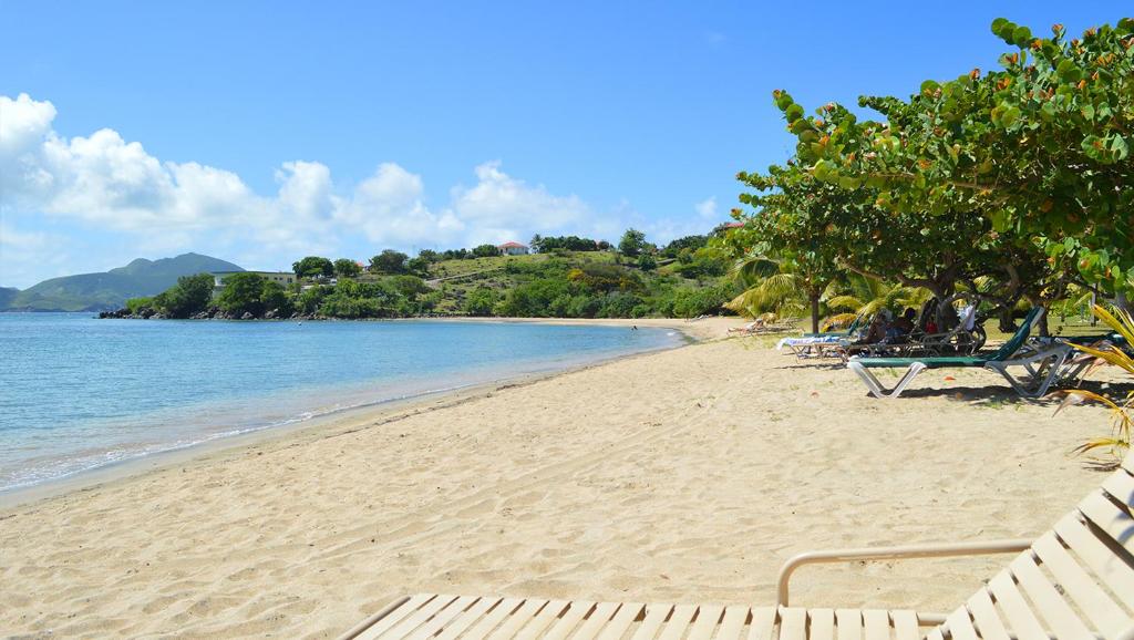 oualie-beach-nevis