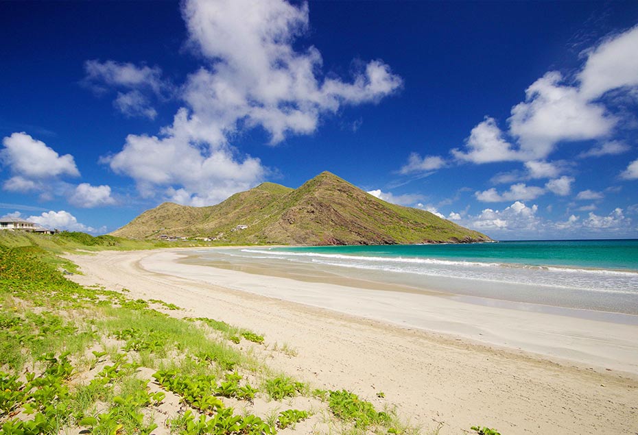 Sand-Bank-Bay-Beach-St-Kitts