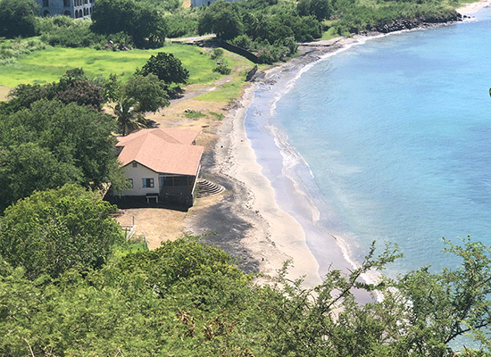 tamarind-bay-beach-nevis