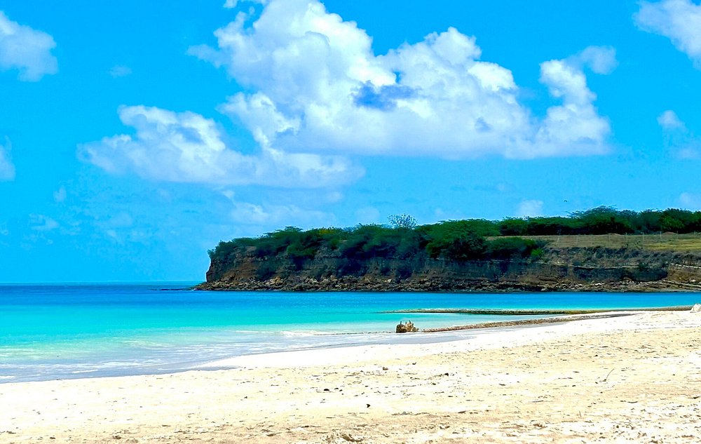 fort-james-beach-antigua