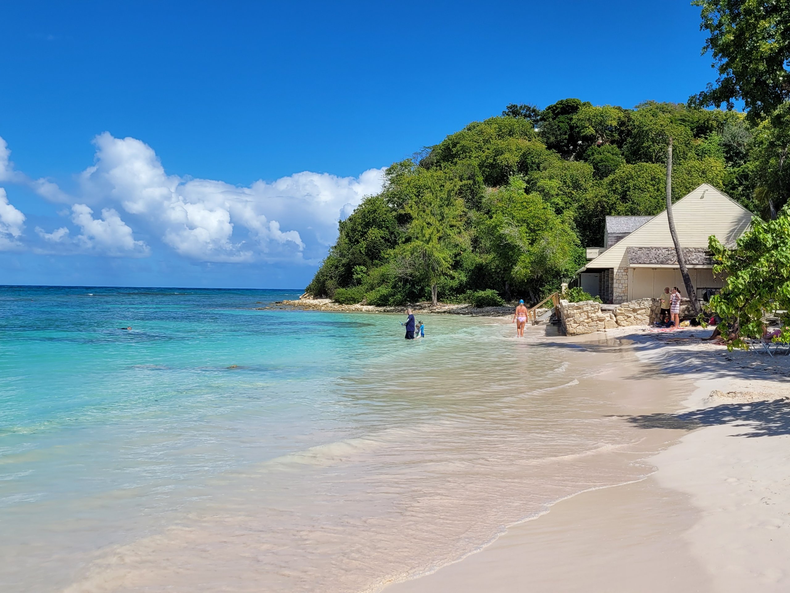 long-bay-beach-antigua