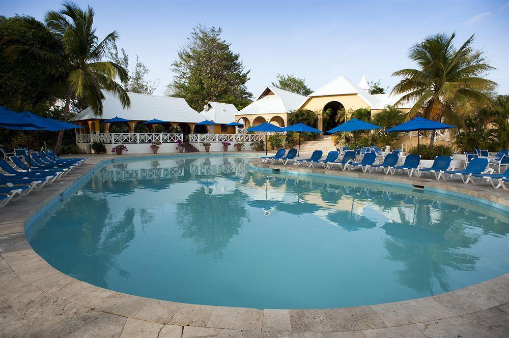 Smuggler's Cove Resort & Spa