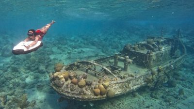 Tugboat Wreck Snorkeling Curacao