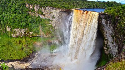 Kaieteur-Falls-in-Guyana-most-beautiful-waterfalls