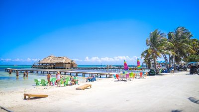 boca del rio beach ambergris caye belize
