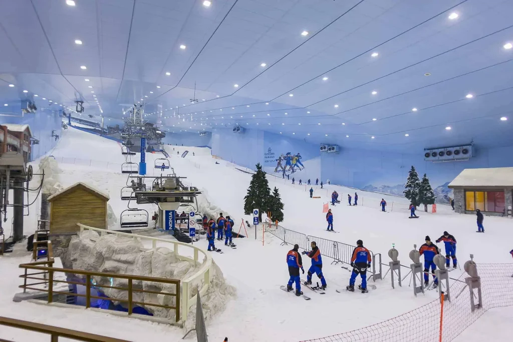 family indoor activities ski-dubai