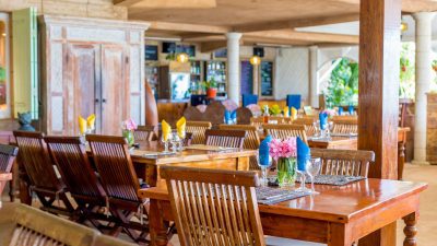 family restaurants grenadines