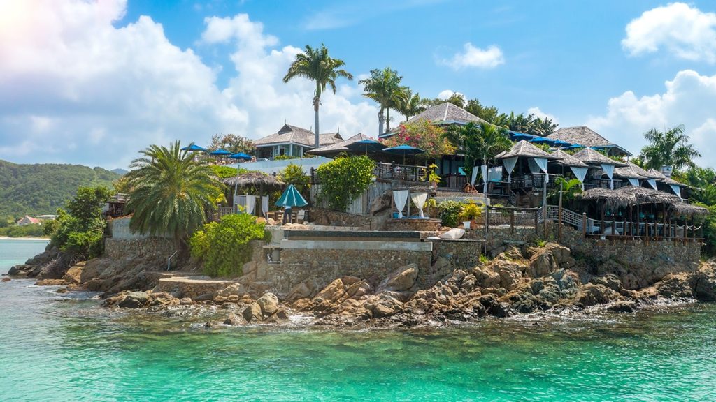 family restaurants sheer rocks antigua