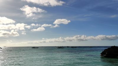 family snorkeling St Vincent