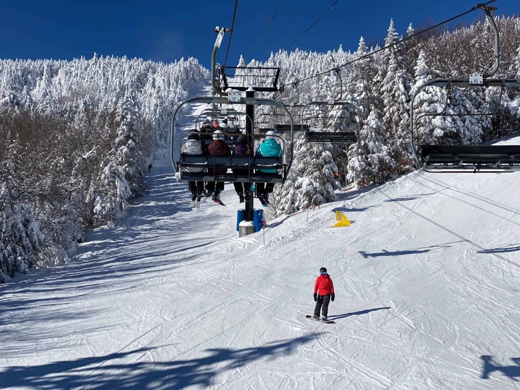 family-ski-Okemo-mountain-ski-resort-vt