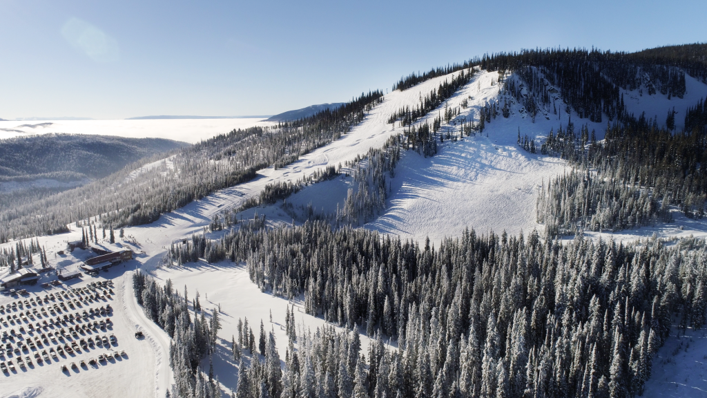 family-ski-Powder-mountain-mo