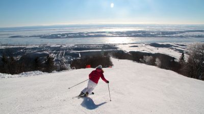 family-ski-mont-saine-anne-quebec