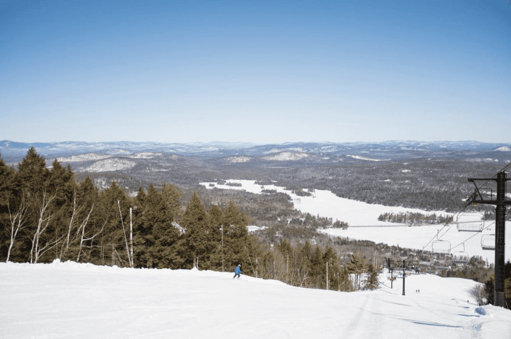 family-ski-pleasant-mountain-maine