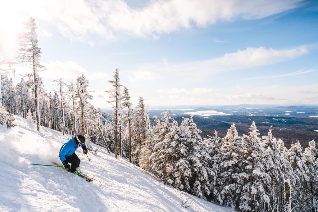 family-ski-saddleback mountain-maine