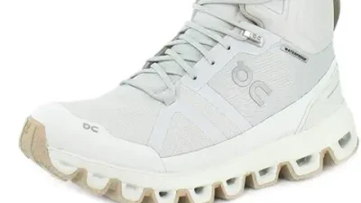 on womens cloudrock waterproof