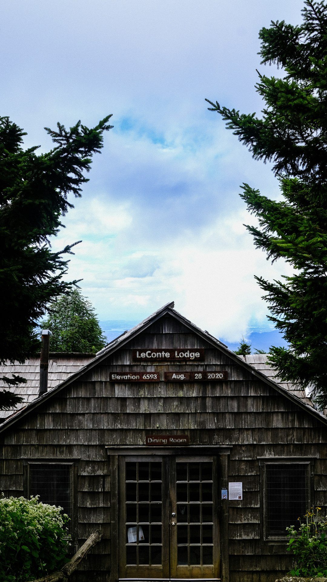 Where to Stay Near National Park