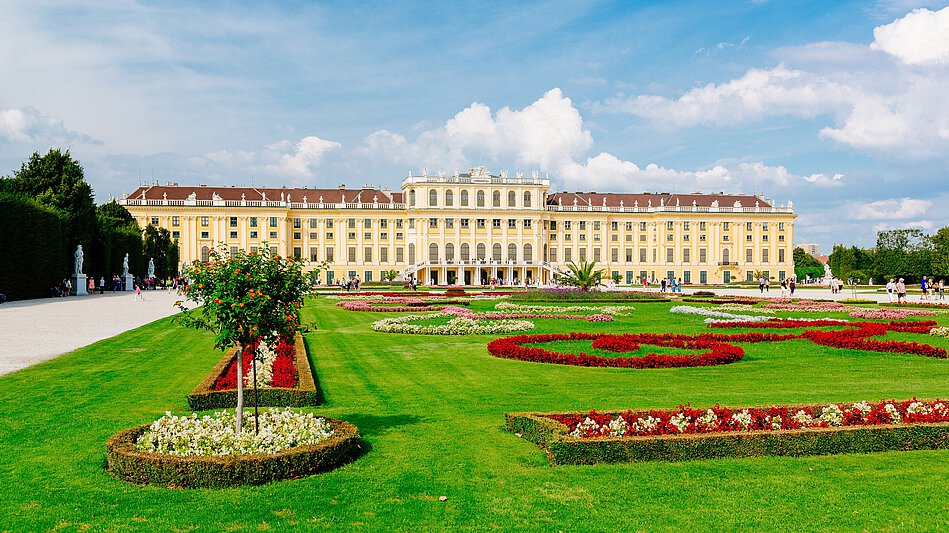 Where to Stay Near National Park