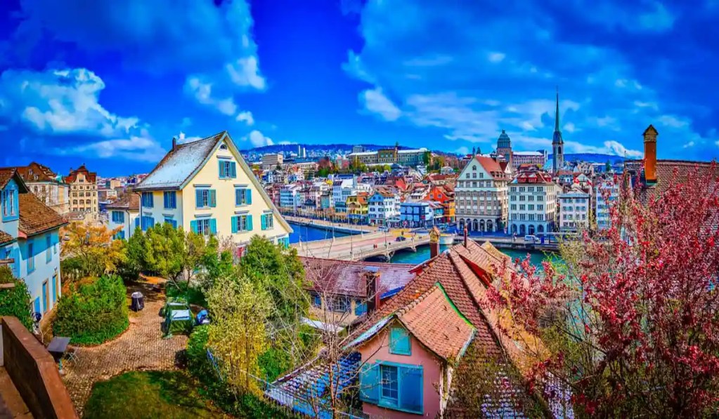 Where to Stay Near National Park