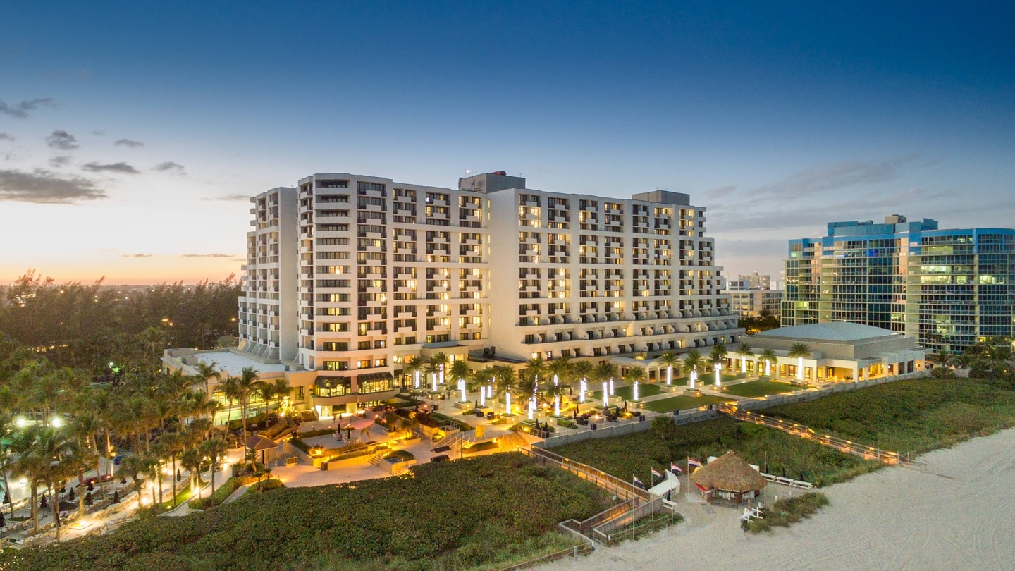 Fort Lauderdale Marriott Harbor Beach Resort & Spa, a family-friendly stay in Fort Lauderdale
