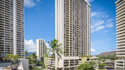 Aston Waikiki Sunset, a family-friendly stay in Oahu