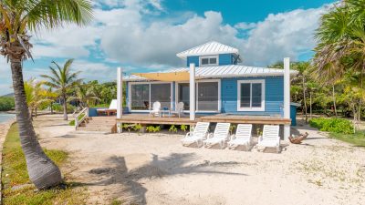 Barefoot Cay Resort, a family-friendly stay in Roatan