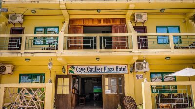 Caye Caulker Plaza Hotel, a family-friendly stay in Belize