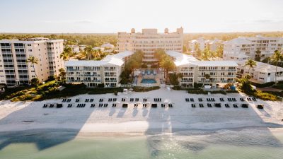 Edgewater Beach Hotel, a family-friendly stay in Naples