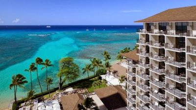 Halekulani Hotel, a family-friendly stay in Oahu