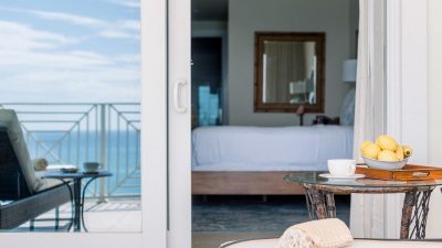 The Caribbean Club, a family-friendly stay in Cayman Islands