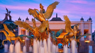 The Royal at Atlantis, Paradise Island, a family-friendly stay in Bahamas