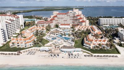 Wyndham Grand Cancun All Inclusive Resort & Villas, a family-friendly stay in Cancun