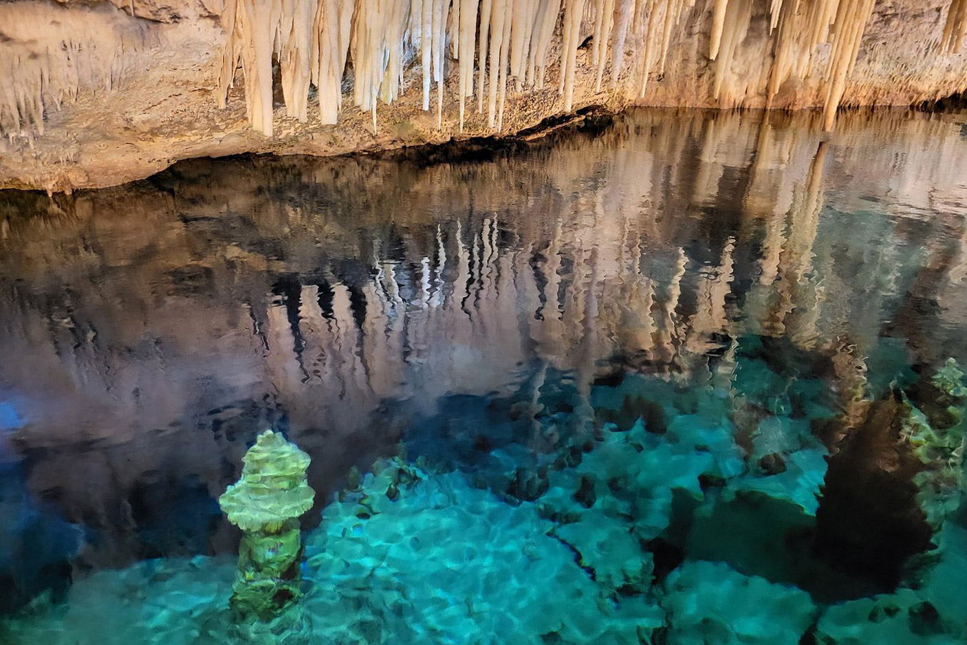 Crystal and Fantasy Caves, Bermuda - National Caves Association