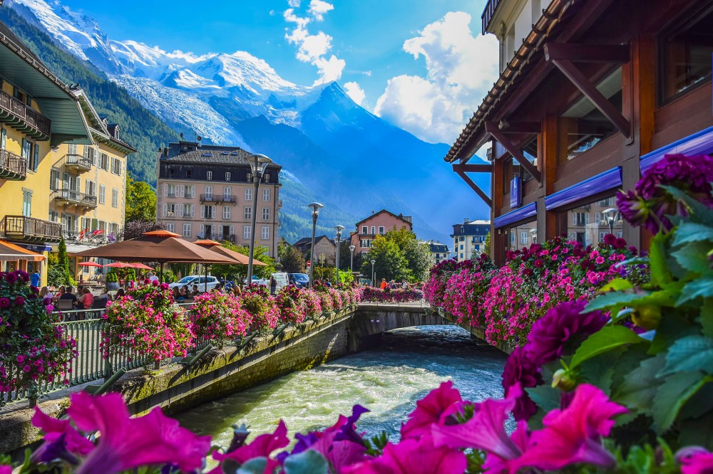 Private Trip from Geneva to Chamonix and Montreux - Geneva | Project  Expedition